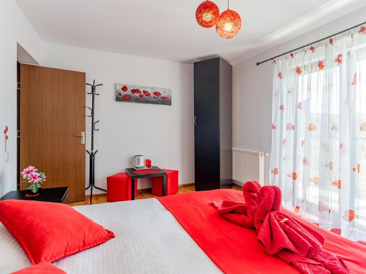 Casuta Cu Trandafiri Hotel Slanic Ngoại thất bức ảnh